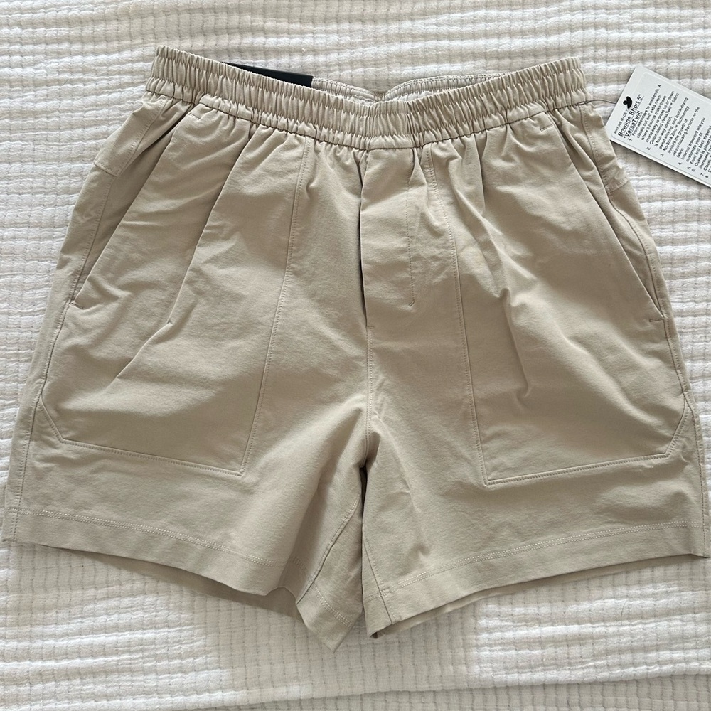 lululemon NWT Beige Men's Shorts - Bowline 5”